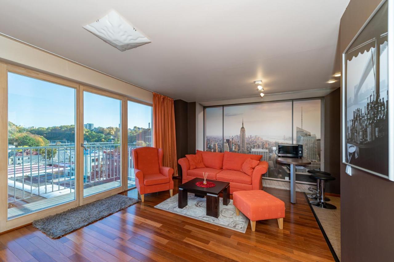 Panoramic City Centre Apartment By Polo Apartments คอนัส ภายนอก รูปภาพ