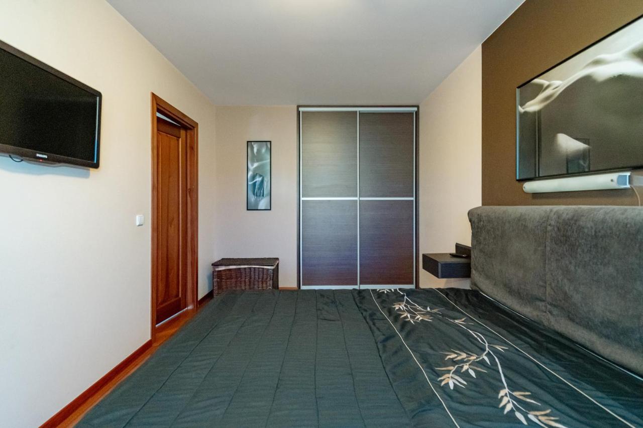 Panoramic City Centre Apartment By Polo Apartments คอนัส ภายนอก รูปภาพ