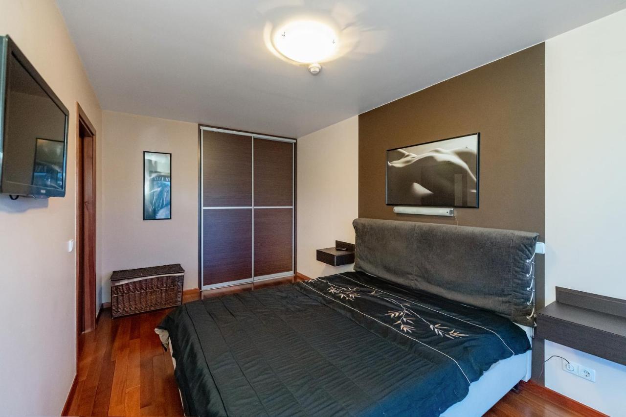 Panoramic City Centre Apartment By Polo Apartments คอนัส ภายนอก รูปภาพ